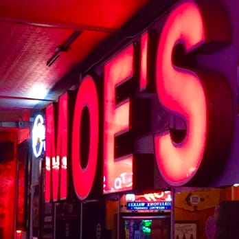 Moe's Tavern - Moe's isn't shy. - Beer Bar Near Me - Lee, Massachusetts Moe's Tavern - Moe's isn't shy. - Beer Bar Near Me - Lee, Massachusetts