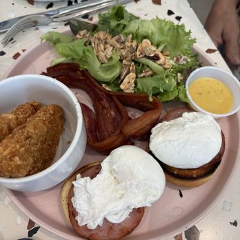 Box St All Day - Eggs Benny - Breakfast & Brunch Near Me - San Antonio, Texas Box St All Day - Eggs Benny - Breakfast & Brunch Near Me - San Antonio, Texas
