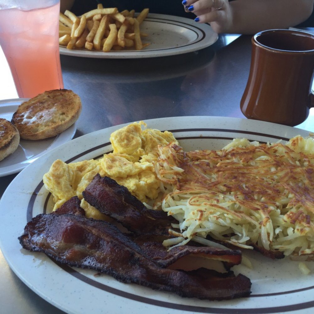 101 Cafe - Anytime breakfast - American Near Me - Oceanside, California