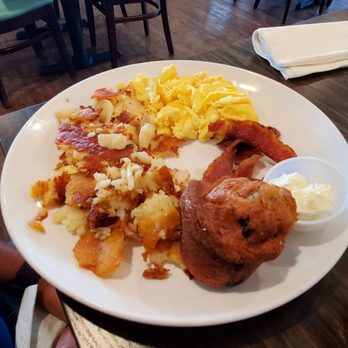 Broken Yolk Cafe - great homestyle breakfast. Homefries were yummy - Breakfast & Brunch Near Me - Fullerton, California Broken Yolk Cafe - great homestyle breakfast. Homefries were yummy - Breakfast & Brunch Near Me - Fullerton, California