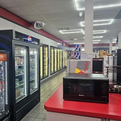 Raymore Smokes & Liquor