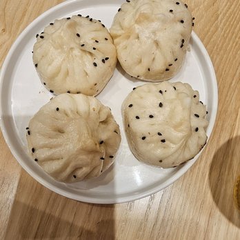 Mom's Pan-Fried Bun - Chinese Near Me - Toronto, Ontario Mom's Pan-Fried Bun - Chinese Near Me - Toronto, Ontario