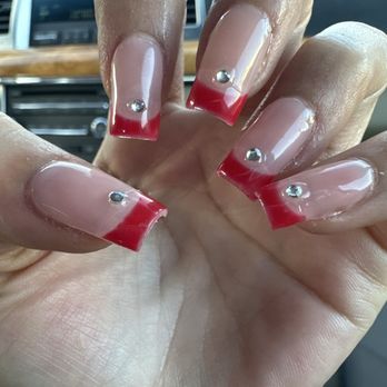 Sunflower Nails - These nails are A MESS. - Nail Salons Near Me - Panorama City, California Sunflower Nails - These nails are A MESS. - Nail Salons Near Me - Panorama City, California