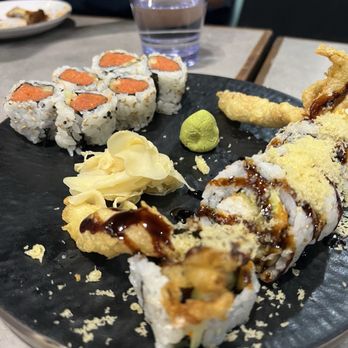 Kusshi - Spider - Sushi Bars Near Me - Vienna, Virginia Kusshi - Spider - Sushi Bars Near Me - Vienna, Virginia