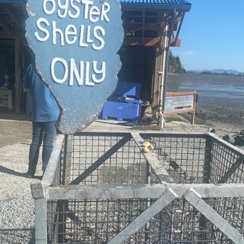 Taylor Shellfish Farms - Bus your own table - Seafood Markets Near Me - Bow, Washington Taylor Shellfish Farms - Bus your own table - Seafood Markets Near Me - Bow, Washington