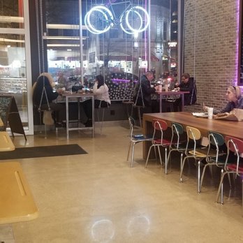 Molly's Cupcakes - Cupcakes Near Me - Chicago, Illinois Molly's Cupcakes - Cupcakes Near Me - Chicago, Illinois