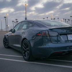 Michael's Elite Rental Solutions - Tesla Plaid 475 a day 150 miles per day!!!