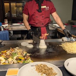 Chef Chuong doing his magic Chef Chuong doing his magic