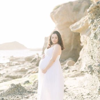 Trynh Photo - Beach maternity photo - Session Photography Near Me
