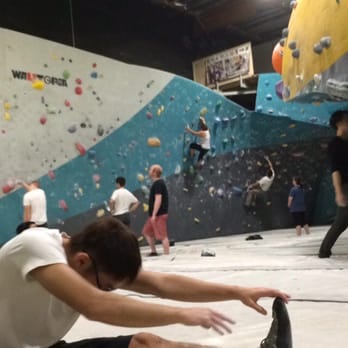 LA Boulders - It's bouldering time - Rock Climbing Near Me - Los Angeles, California LA Boulders - It's bouldering time - Rock Climbing Near Me - Los Angeles, California