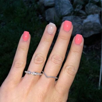 Barla Nails - Dip Powder Nails - Nail Technicians Near Me - Jewett City, Connecticut