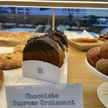 Paris Baguette - Bakeries Near Me - Long Beach, California Paris Baguette - Bakeries Near Me - Long Beach, California