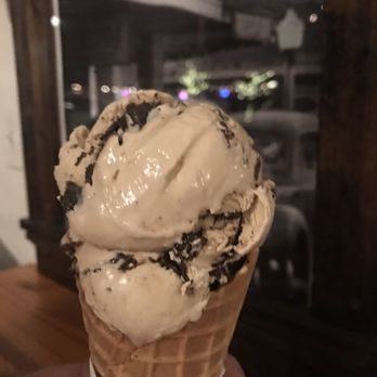 Scoops Old Fashioned Ice Cream - Coffee Crunch - Ice Cream & Frozen Yogurt Near Me - Winter Garden, Florida Scoops Old Fashioned Ice Cream - Coffee Crunch - Ice Cream & Frozen Yogurt Near Me - Winter Garden, Florida