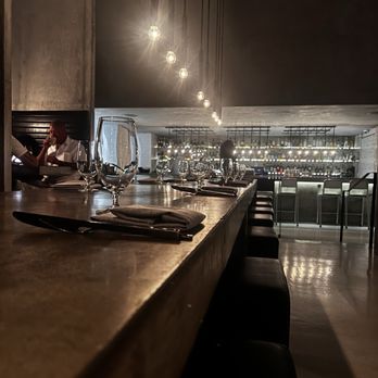 Workshop Kitchen & Bar - Community table, kitchen, bar - New American Near Me - Palm Springs, California Workshop Kitchen & Bar - Community table, kitchen, bar - New American Near Me - Palm Springs, California
