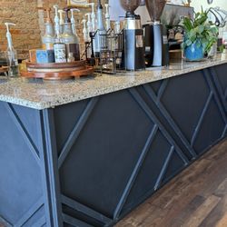 Rokabilly Coffee - Counter