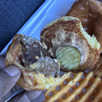 Smalls Sliders - New American Near Me - Stockbridge, Georgia