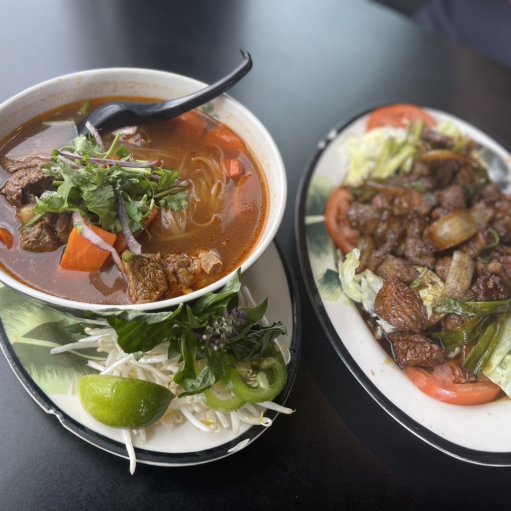 The Lemongrass - Vietnamese Near Me - Renton, Washington The Lemongrass - Vietnamese Near Me - Renton, Washington