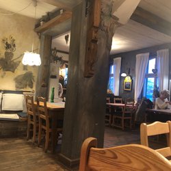 Dolce Vita - Trattoria Pizzeria - Inside this Beautiful Restaurant