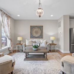 Cathy Poungmalai - Call Cathy - Luxury home in Brambleton, VA with luxury home staging