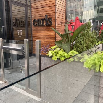 Earls Kitchen + Bar - Entrance - New American Near Me - McLean, Virginia Earls Kitchen + Bar - Entrance - New American Near Me - McLean, Virginia