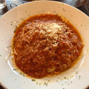 Gallo Nero Italian Bistro - Spaghetti bolognese with beef ragu - Italian Near Me - Dallas, Texas Gallo Nero Italian Bistro - Spaghetti bolognese with beef ragu - Italian Near Me - Dallas, Texas