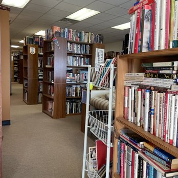 The Grumpy Bookpeddler - Used Bookstore Near Me - Murfreesboro, Tennessee