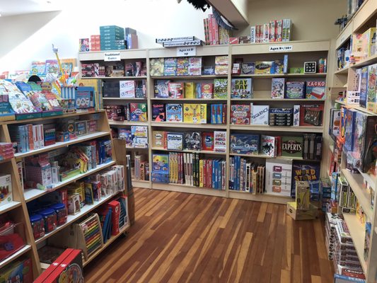 SPUNKY SKUNK - Updated December 2024 - 18 Photos & 21 Reviews - 344 N