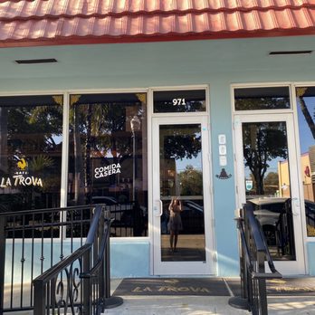 Cafe La Trova - Entrance outside - Cocktail Bars Near Me - Miami, Florida