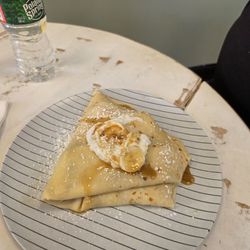 Strawberry caramel crepe