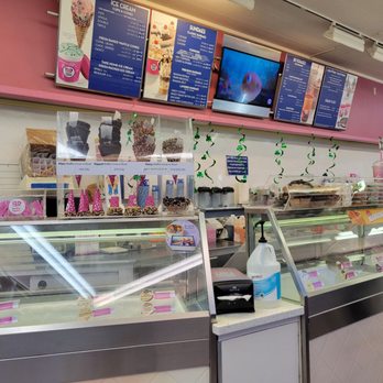 Baskin Robbins - Counter - Caterers Near Me - Mountain View, California