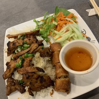 Pho Bytes - Grilled Chicken with Egg rolls $11.25 - Vietnamese Near Me - Fairfax, Virginia