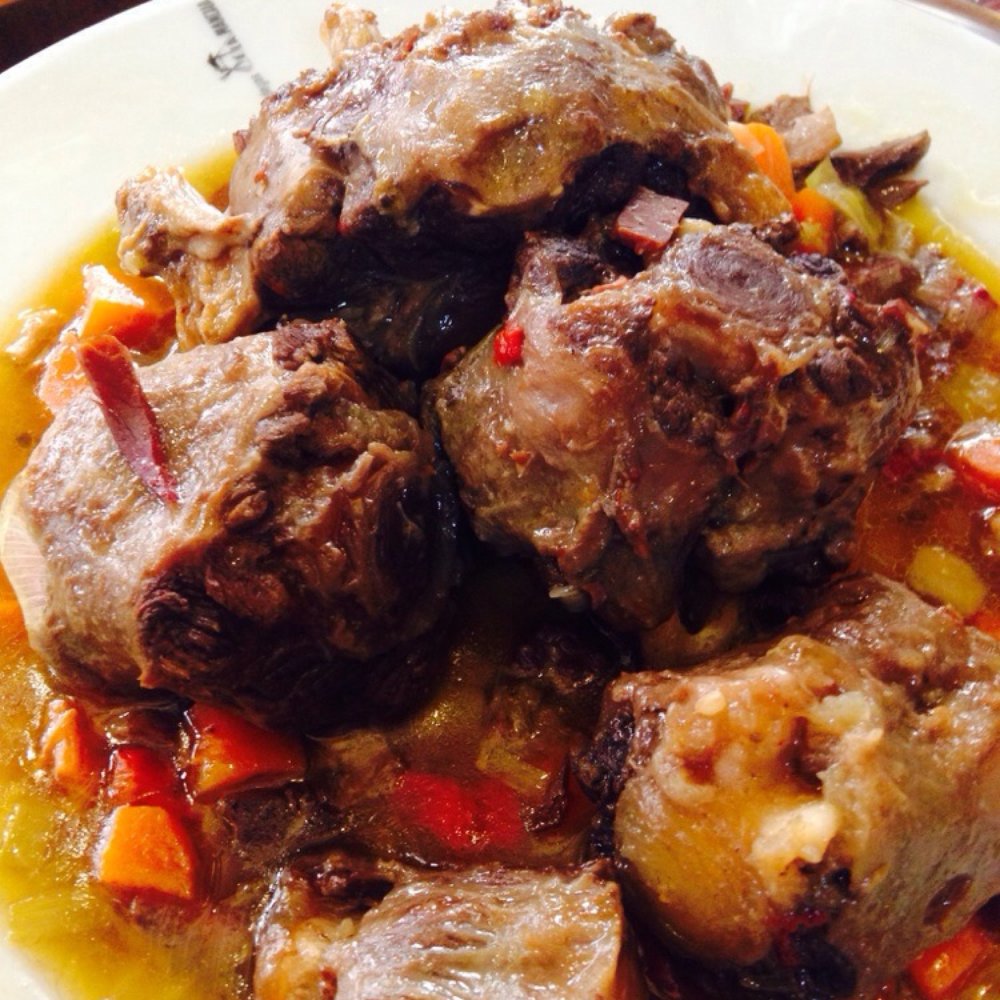 Bodegas Castañeda - Fall off the bone oxtail meat with light stew broth and carrots. Must order! - Spanish Near Me - Granada, GR Bodegas Castañeda - Fall off the bone oxtail meat with light stew broth and carrots. Must order! - Spanish Near Me - Granada, GR
