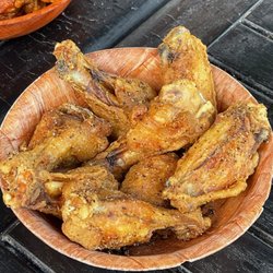 Duff's Famous Wings - Salt & Pepper wings