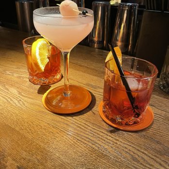 The Oak House - oak house negronis, pearl lychee martini - Wine Bars Near Me - Oradell, New Jersey