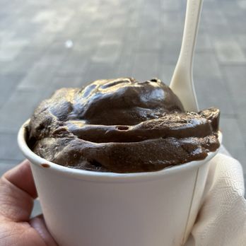 Caffe Stellato - Chocolate brownie fudge Gelato 2 Scoops - Italian Near Me - Burlingame, California
