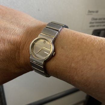 RK Watch Service - Woo! - Watch Repair Near Me - Northbrook, Illinois