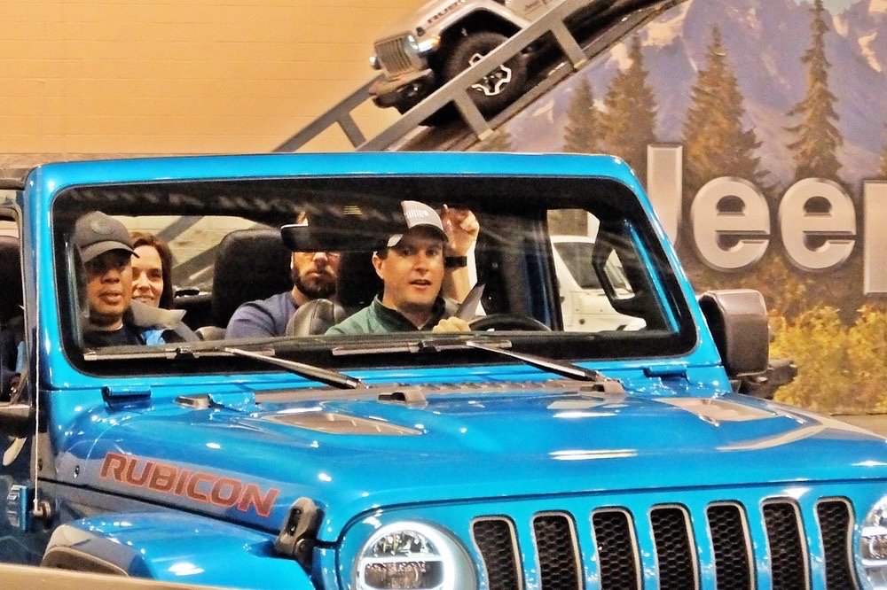 ARIZONA INTERNATIONAL AUTO SHOW with photos Updated August 2024 31