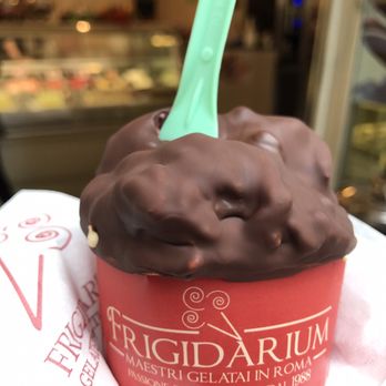 Frigidarium - Chocolate dipped Tiramisu Gelato - Ice Cream & Frozen Yogurt Near Me - Rome, RM