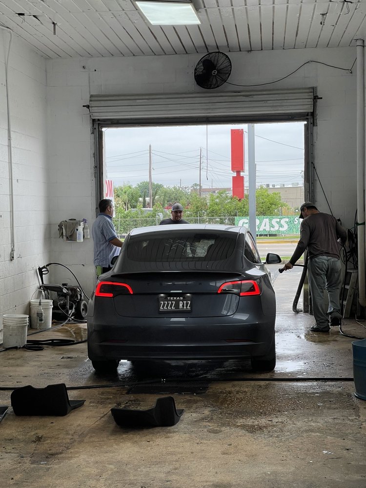A&J's Hand Carwash, Houston Roadtrippers