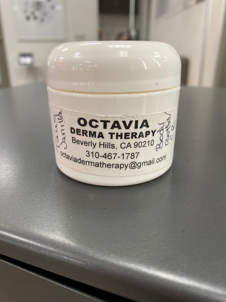 CAMDEN 414 SALON Updated July 2024 11 Reviews 414 N Camden Dr