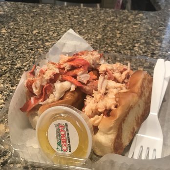 Bite Into Maine - Picnic:coleslaw,butter,celery salt and one with smoky chipotle mayo. Both fantastic! - Seafood Near Me - Cape Elizabeth, Maine