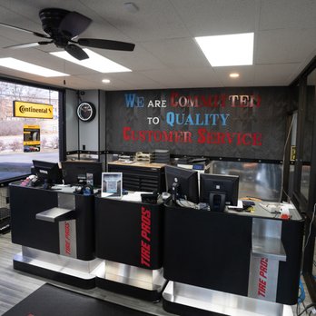 Smith Davis Tire Pros - We are committed to quality customer service! - Tires Near Me - Danville, Virginia Smith Davis Tire Pros - We are committed to quality customer service! - Tires Near Me - Danville, Virginia