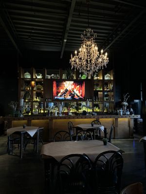 BODEGA 8 by null