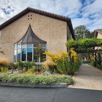 Troon Vineyard - Wineries Near Me - Grants Pass, Oregon Troon Vineyard - Wineries Near Me - Grants Pass, Oregon