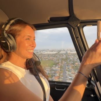 Celebrity Helicopters - B day girl - Aerial Tours Near Me - Compton, California