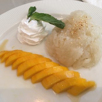 Kin'd - Mango sticky rice - Thai Near Me - Fresh Meadows, New York