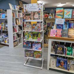 Second Flight Books - Surprisingly large selection