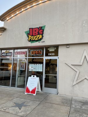 JB's Pizza Parlor by null