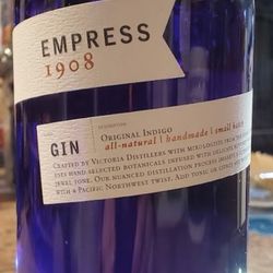 Village Wine & Spirits - Gin libation
