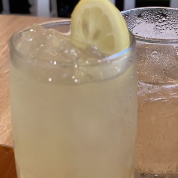 True Food Kitchen - Lemonade with apple omy yea - New American Near Me - Boca Raton, Florida True Food Kitchen - Lemonade with apple omy yea - New American Near Me - Boca Raton, Florida
